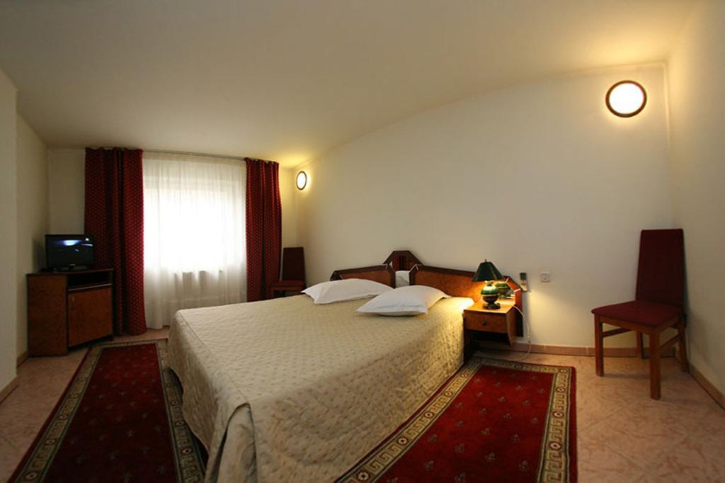 Euro Hotel Timisoara Exterior foto